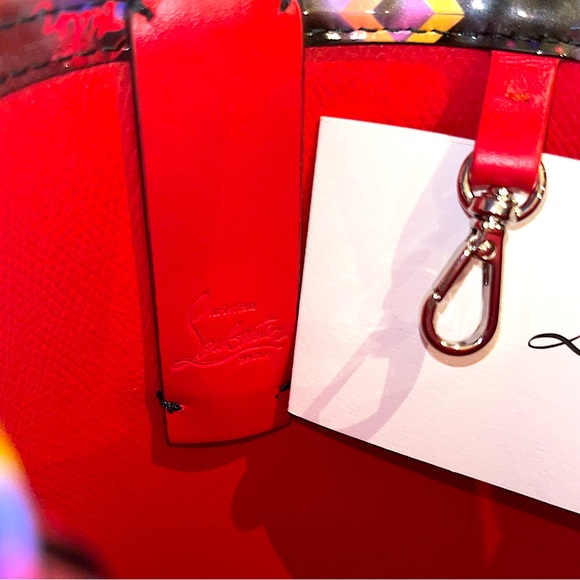 Louboutin: Holographic Patent Cabata Spiked Leather Mini Tote Crossbody Bag - Picture 17 of 17